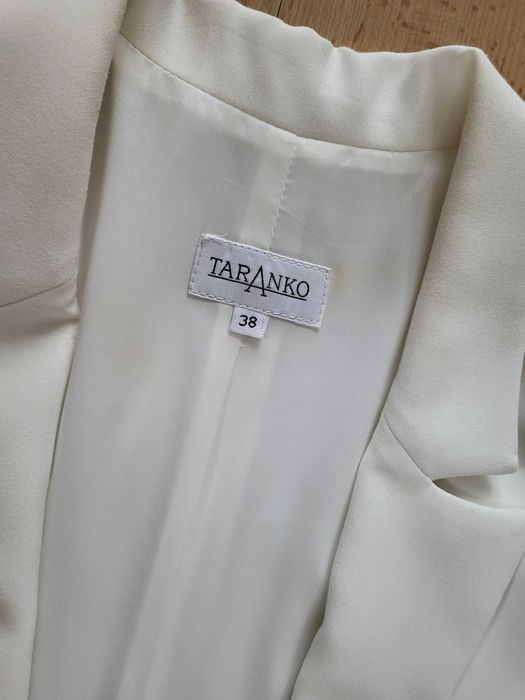 Taranko 38 bialy żakiet dwurzędowy