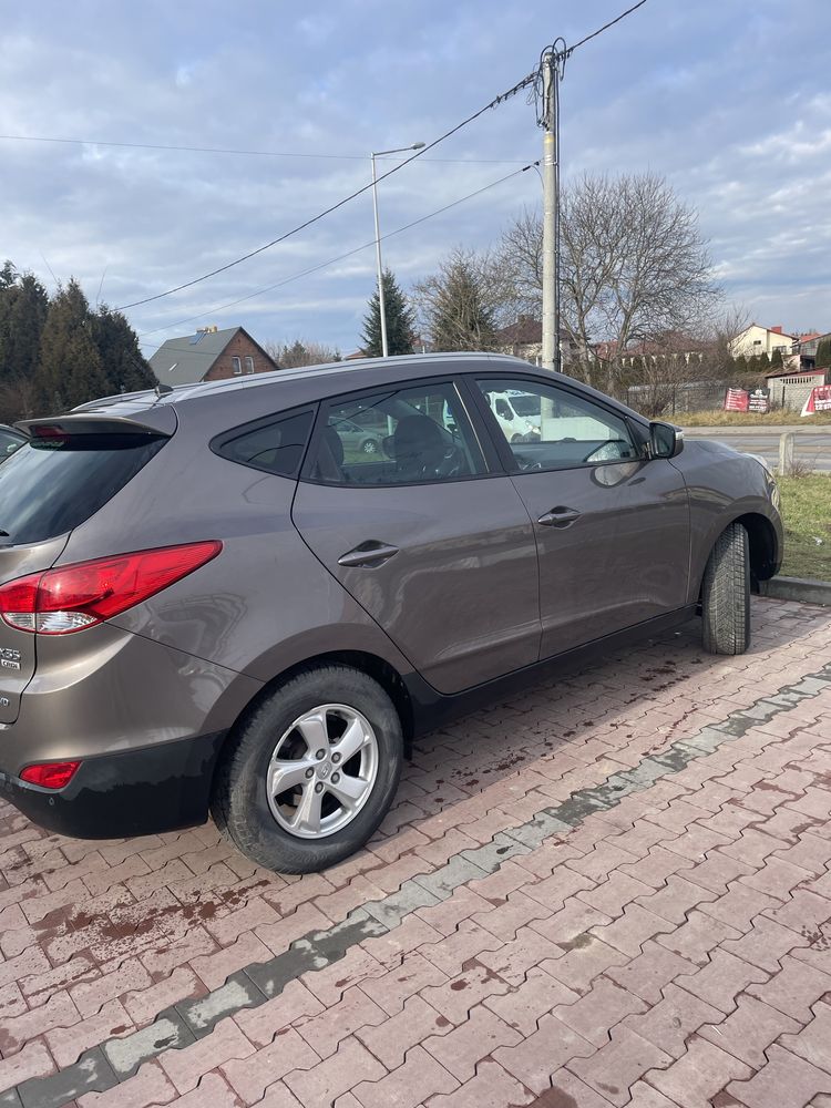 Hyundai ix35 , 2.0 CRDI  184 km ,4 WD