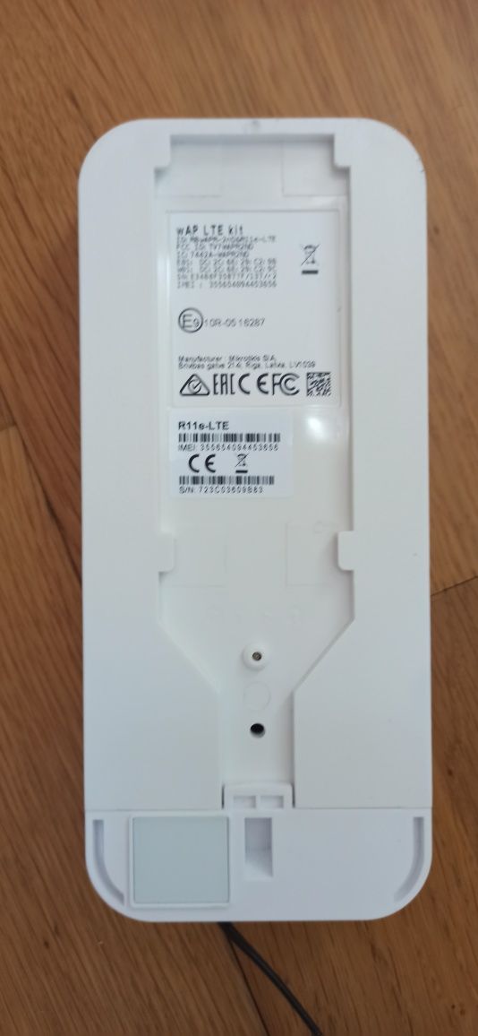 Mikrotik wAP LTE kit R11e-LTE router modem ruter