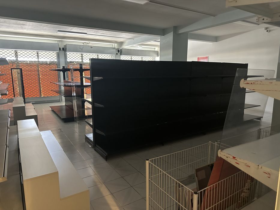 Venda de Escritorio/loja centro Porto