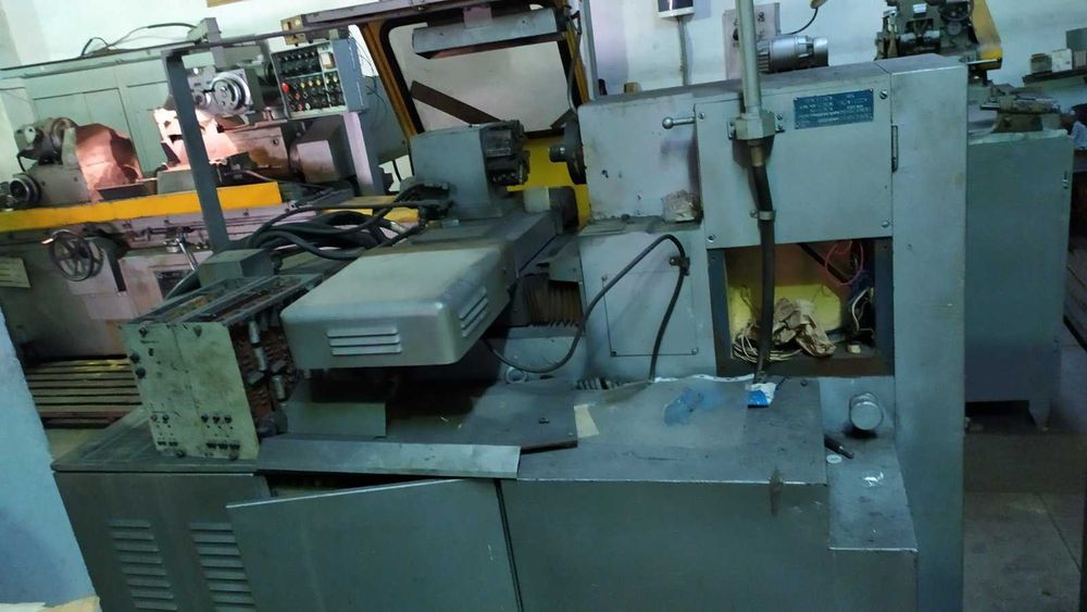 Станок токарний патронно-центровий з ЧПУ ТПК-125