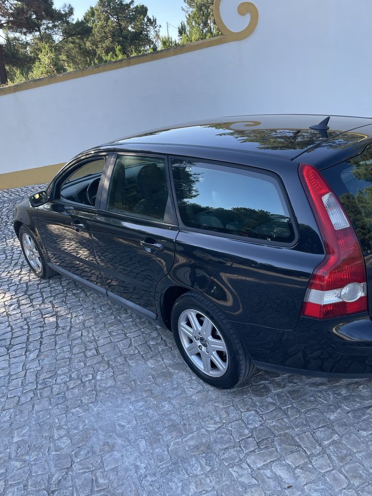 Volvo V50 2.0 D 136 cv  (rigorosamente impecável)