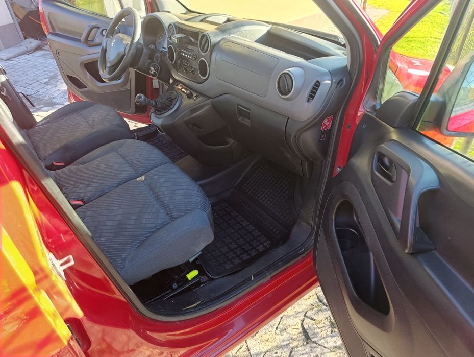 Peugeot Partner 1.6 diesel 2011 rok Stan BDB Opłaty Maj 2026