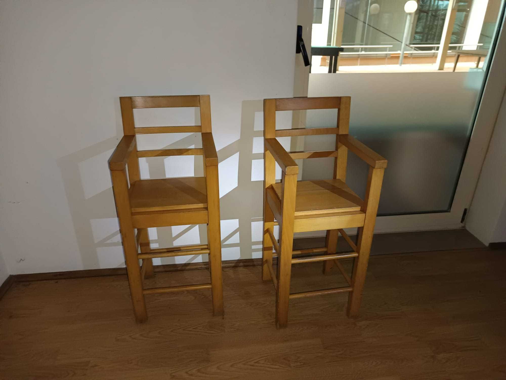 Conjunto Mobiliário de Restaurante e Café