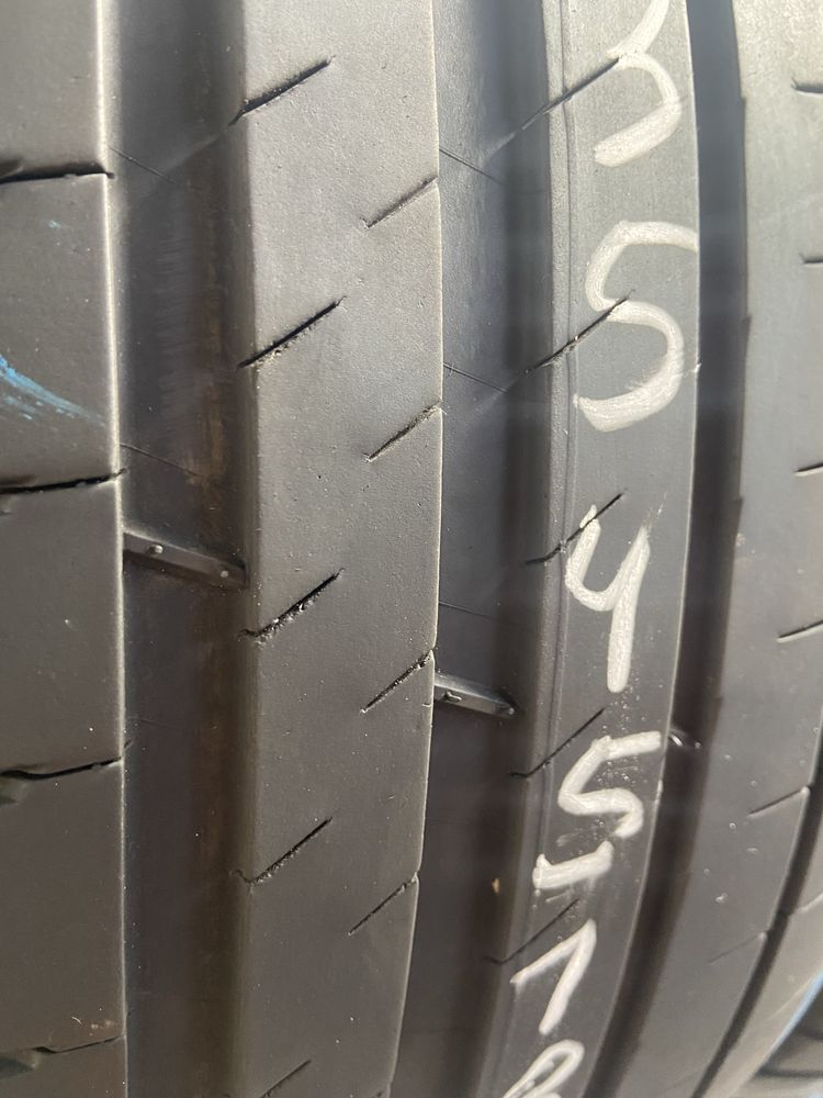 Pneus 235 / 45 R 18 Michelin Pilot Sport 4