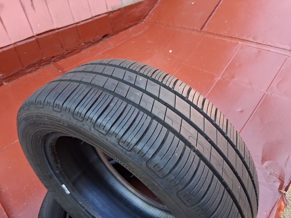 Покрышки  205/55  R16  Goodyera.  Летние.