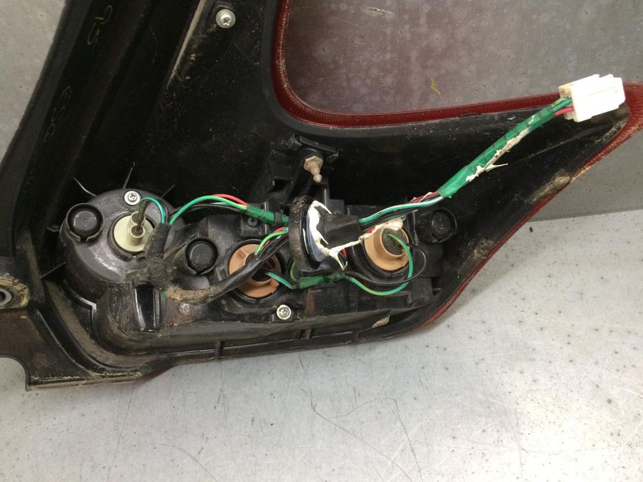 Farolim esquerdo NISSAN Juke (F15)