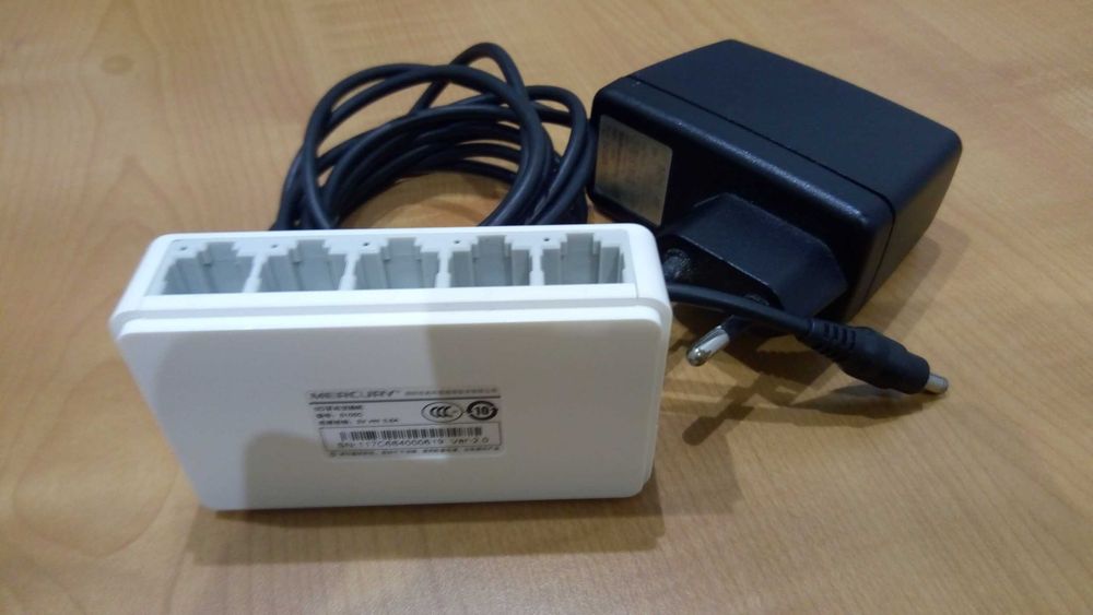 Vendo Switch 5 Portas de 100 Mb - Só 3 eur