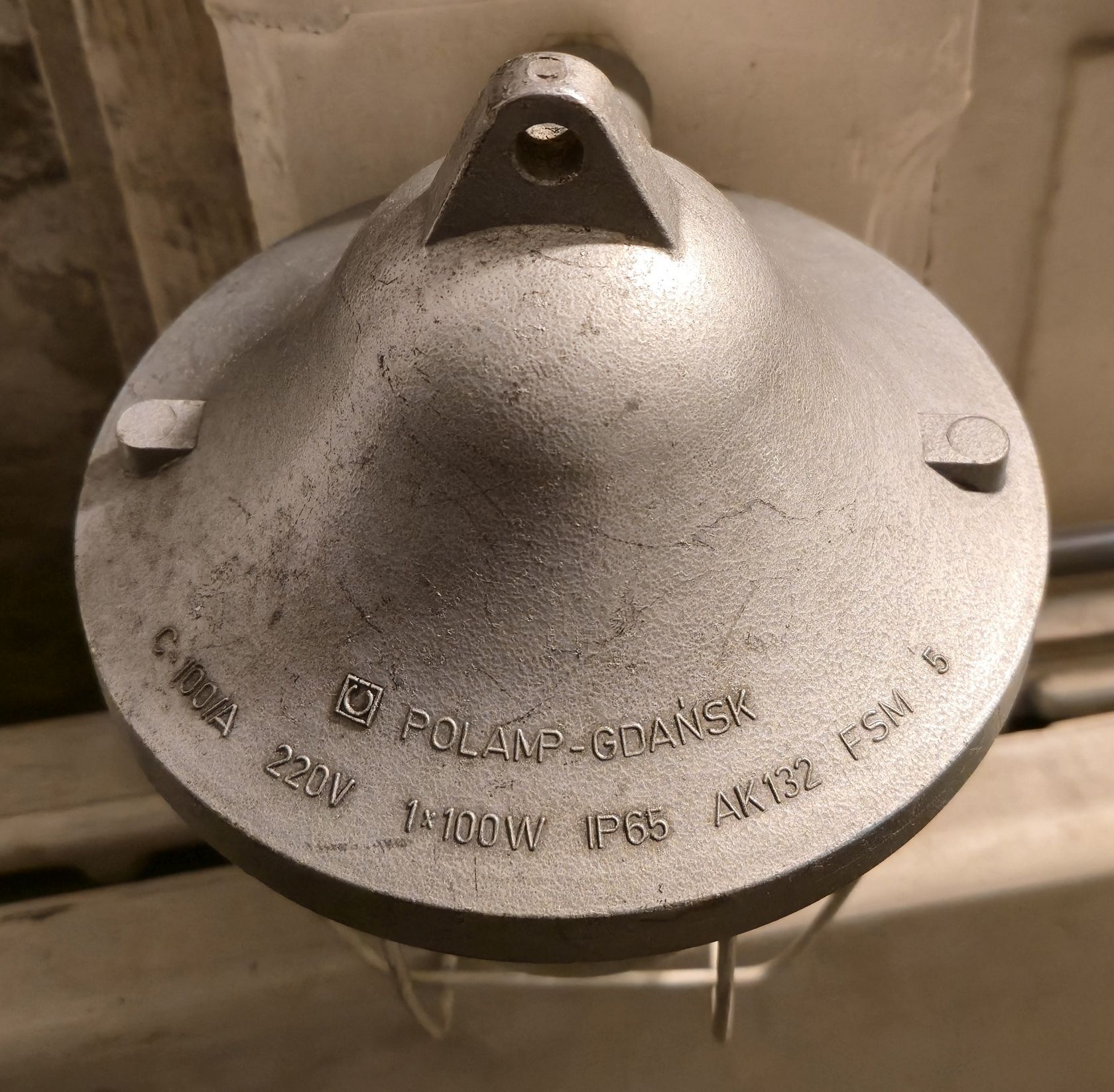 Lampa przemysłowa PRL