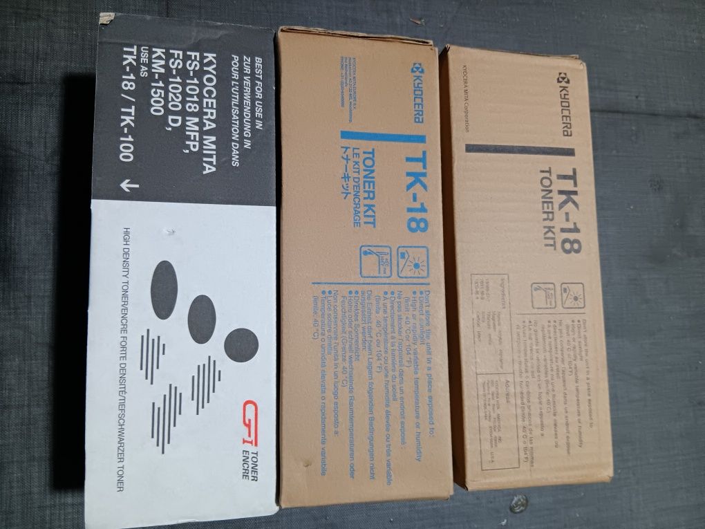 Vendo toner Kyocera TK-18