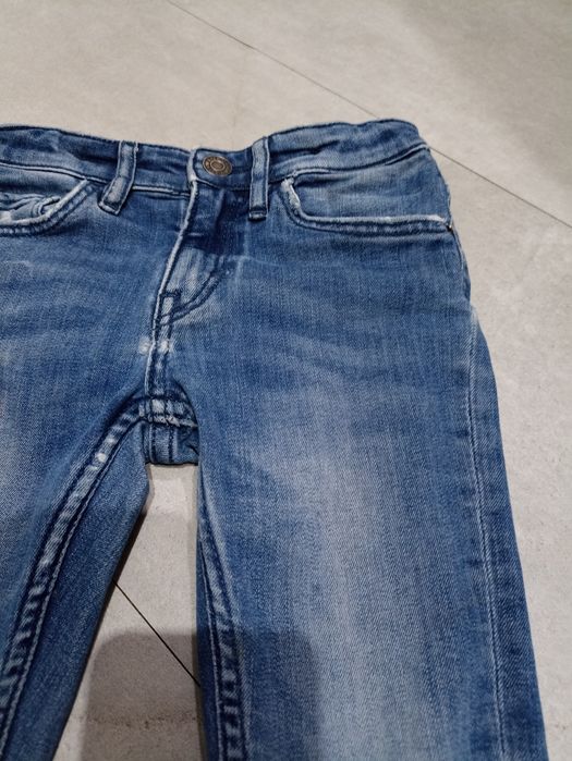 Spodnie jeansowe dziewczynka rozmiar 104