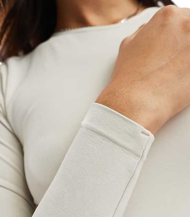 Asos Design Szarobeżowe bezszwowe body o modelującym fasonie M
