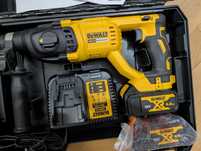 Акумуляторний безщітковий перфоратор Dewalt DCH033 з Британії