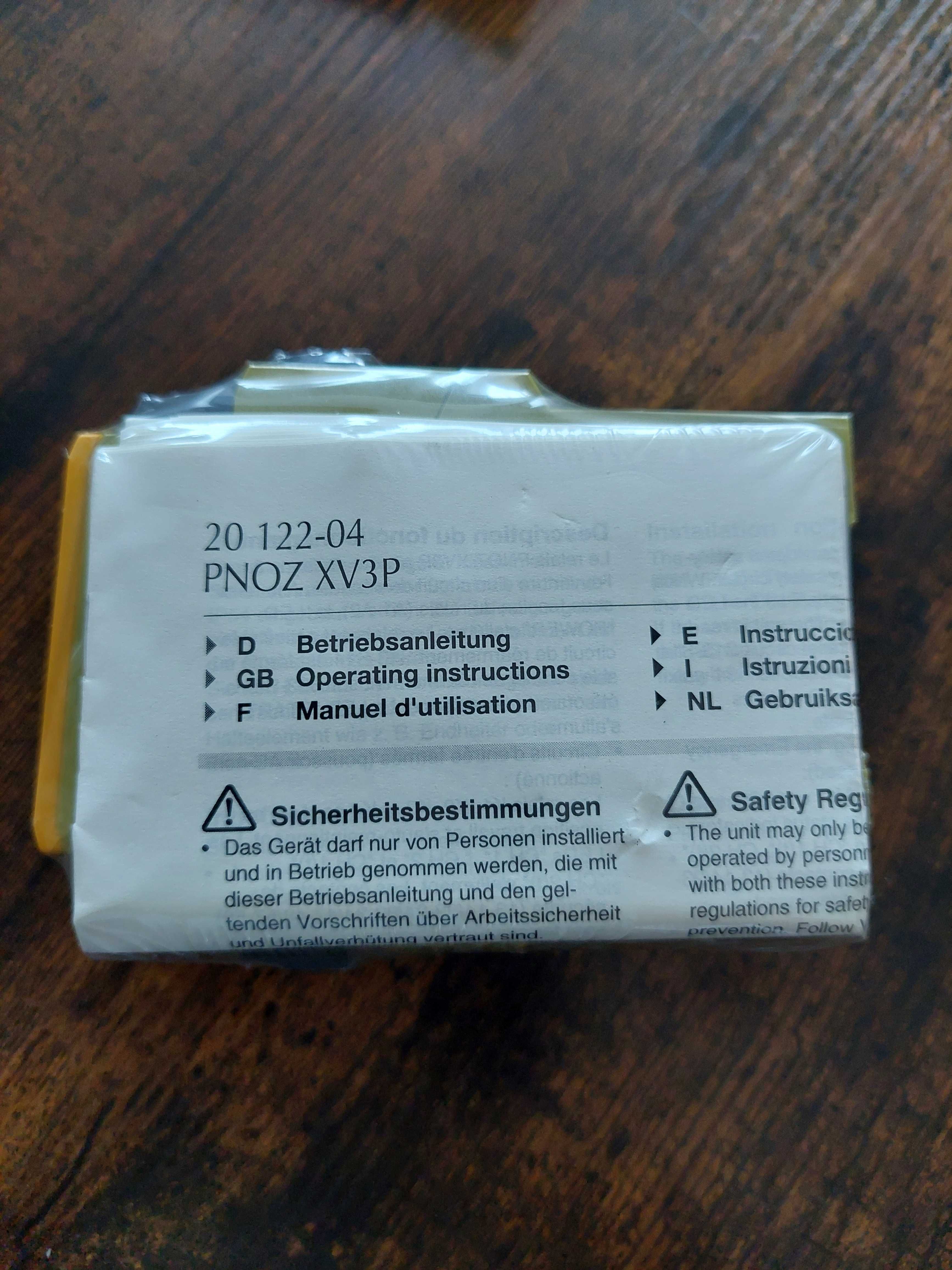 Przekaźnik bezpieczeństwa Pilz PNOZ XV3P