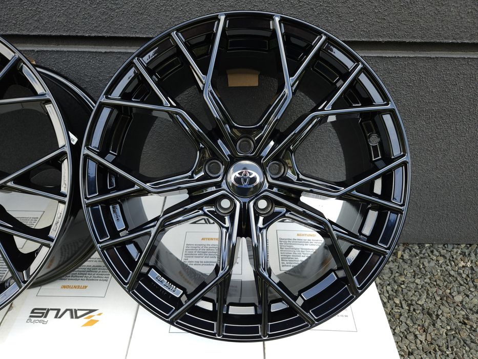 TOYOTA 18 " Nowe 5x114,3 Camry Corolla Avensis Auris RAV4 Felgi Czarne