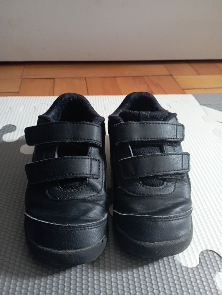 Stepfleex puma bardzo wygodne adidasy czarne buty sportowe 25