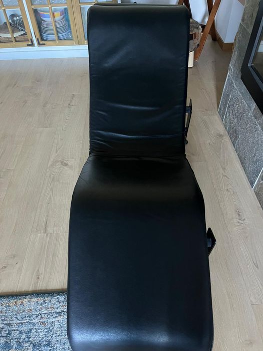 Chaise Loungue LC4 Le Corbusier
