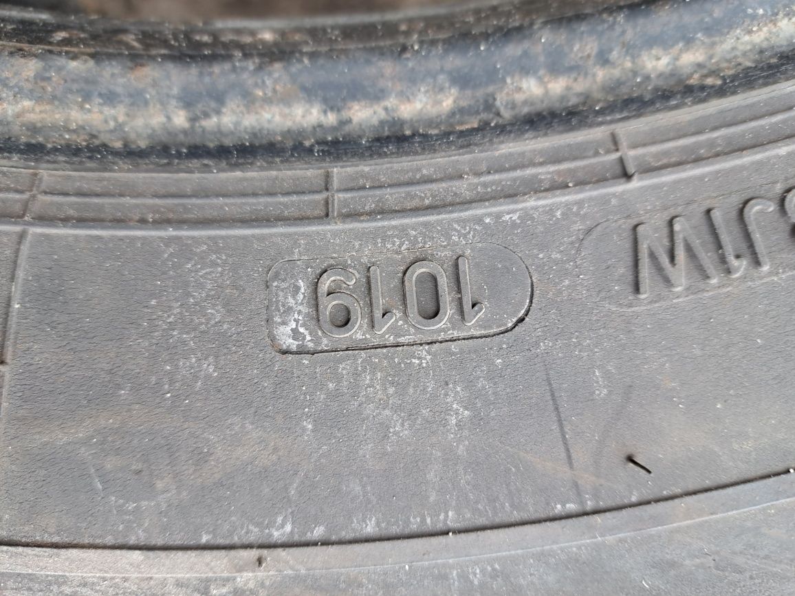 Opony 385/55r22.5