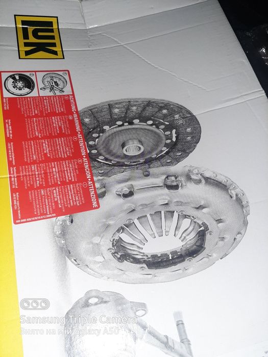 зчеплення на вольтсваген т5 2005р 2.5