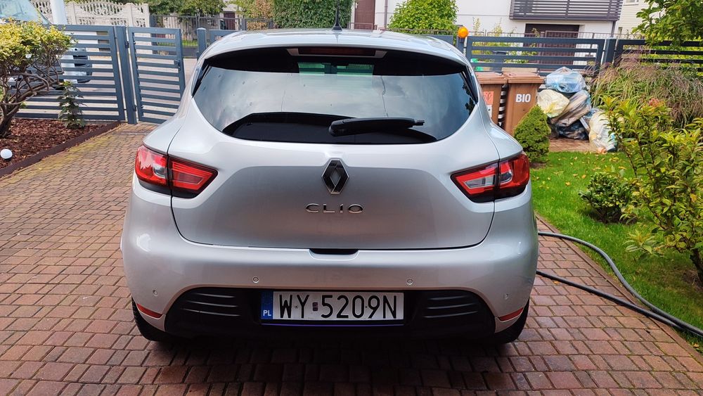 Renault Clio  benzyna POLSKI SALON wersja LIMITED
