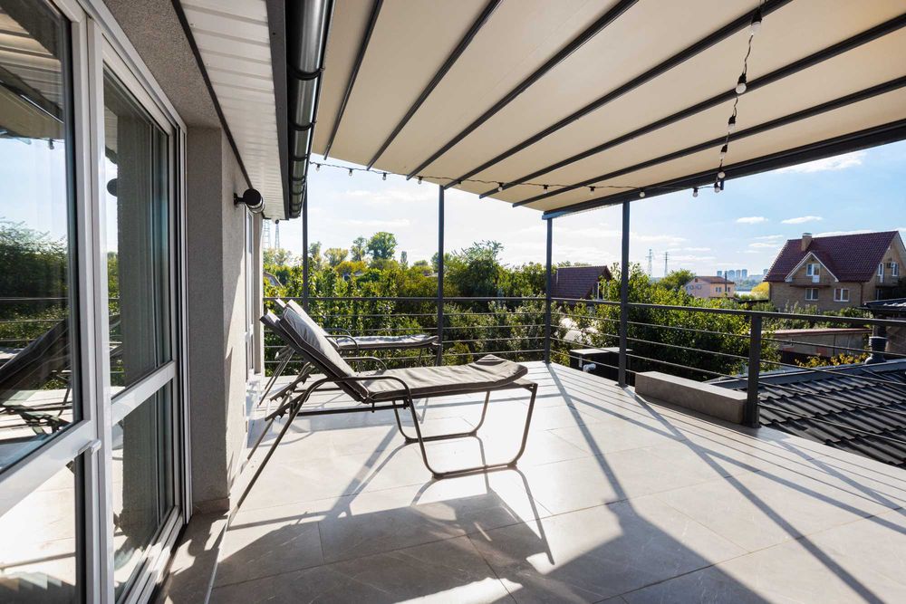 Продажа комплекса: два энергоэффективных дома 280 м² + 120 м² Осокорки