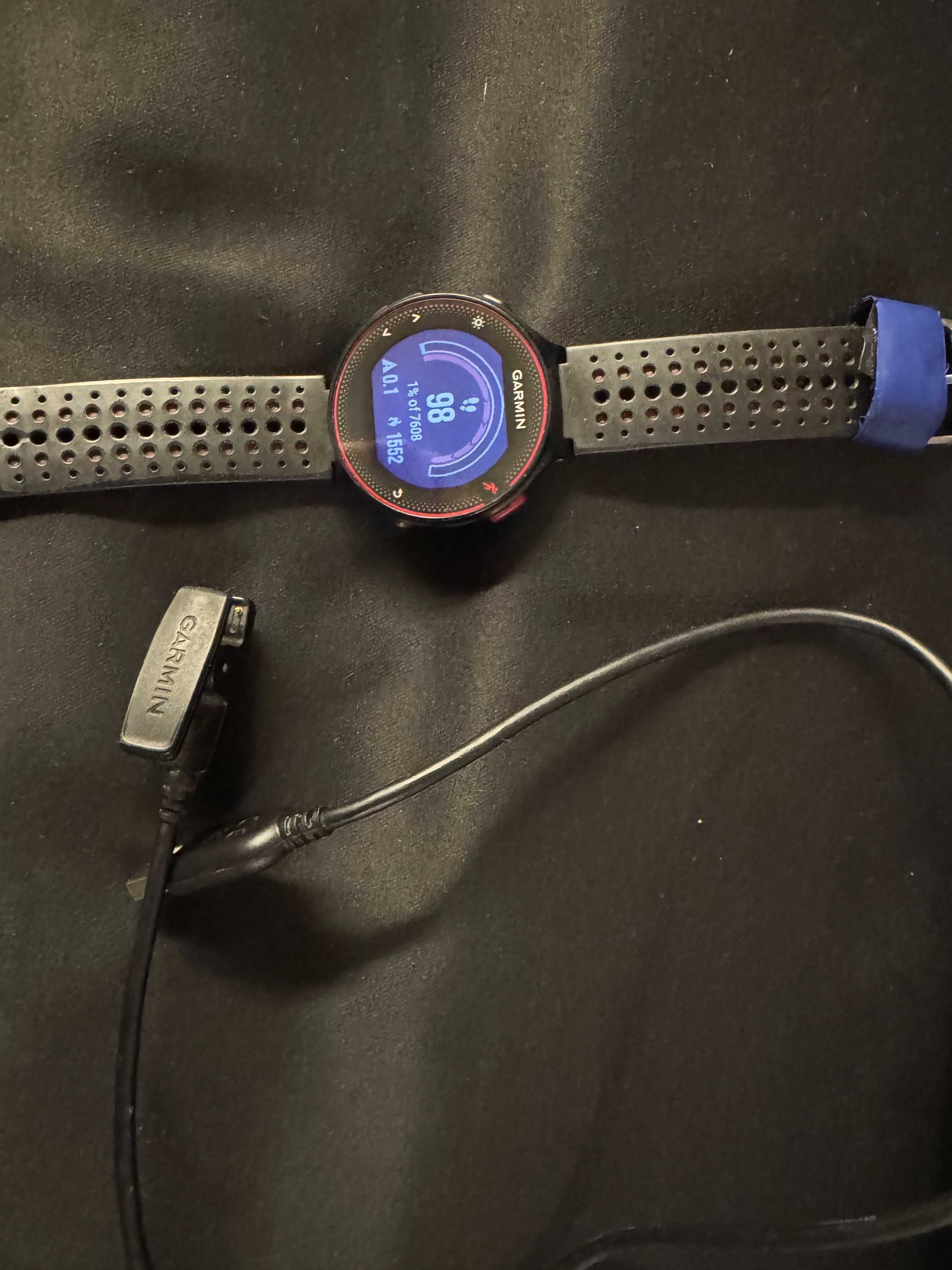 Garmin Forerunner 235