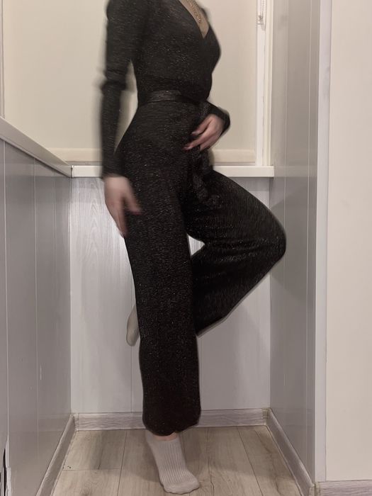 Комбинезон сияющий, приталенный, размер S