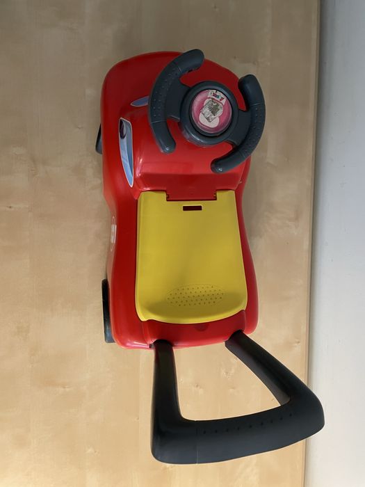 Jeździk autko pchacz