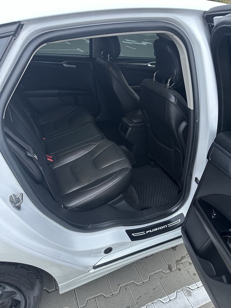 Ford Fusion 2014