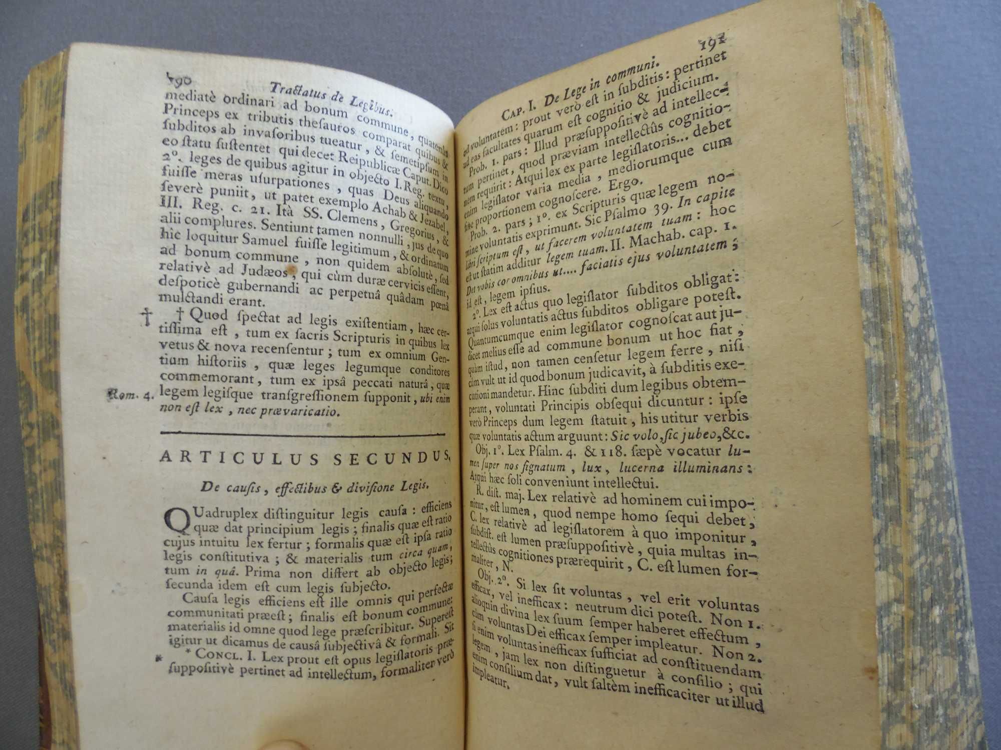 Livro Institutiones Theologiae Moralis - 1768