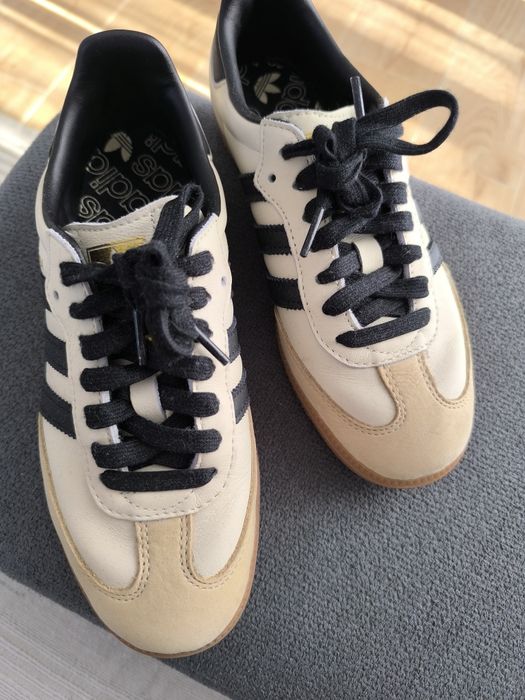 Tênis usados 1x adias 37/5