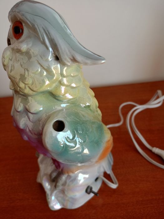 Piękna  porcelanowa lampka nocna- zapachowa