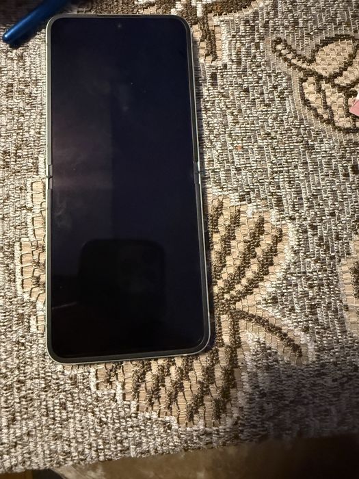 Samsung Flip 6 na gwarancji po wymianie na nowy