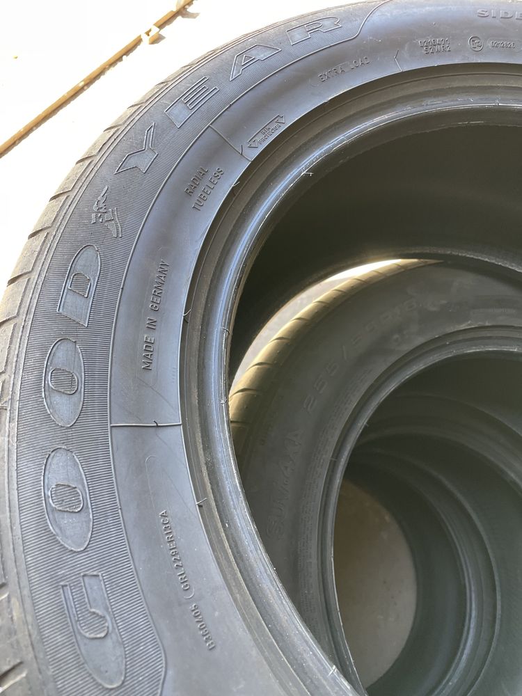 літня гума резина шини 255/55 R18 Goodyear RunFlat bmw e70 e53
