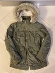 Kurtka parka watowana na jesien i zimę 146 H&M oliwkowa zielona