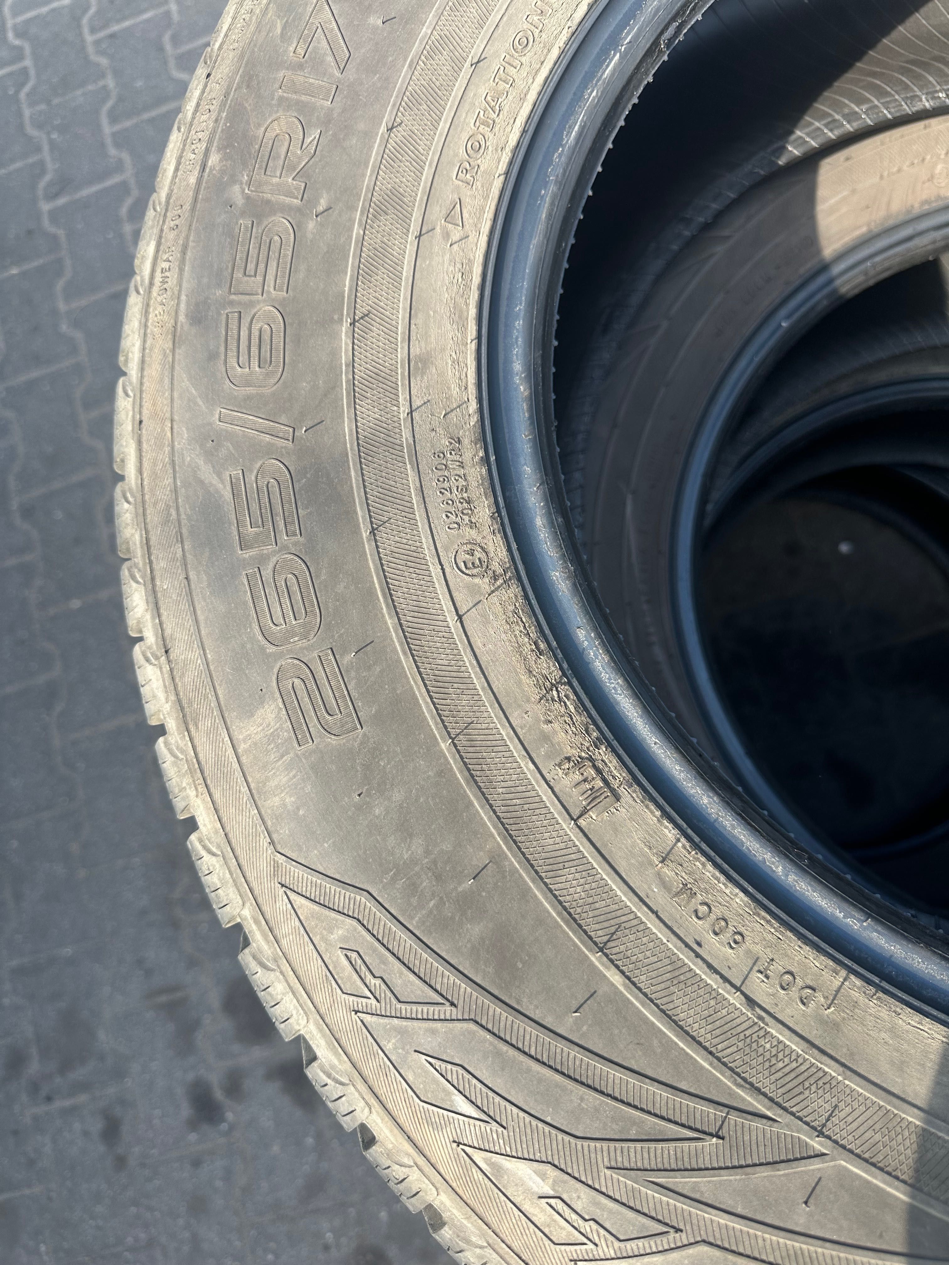 opony zimowe Nokian  4szt  265/65r17 cena 680 zł za komplet