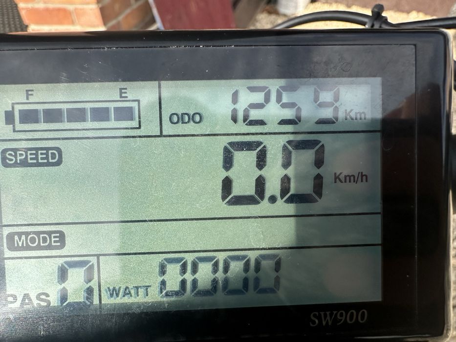 E bike trek dh 2kw  opis