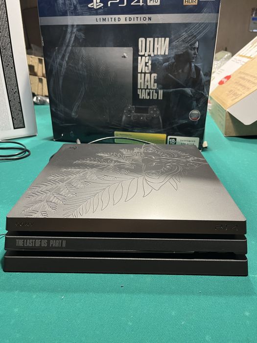 Playstation 4 Pro 1 Tb Last of us 2 (limited edition)