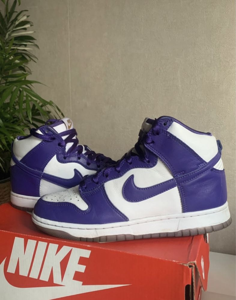 Nike Dunk High SP Varsity Purple (W)