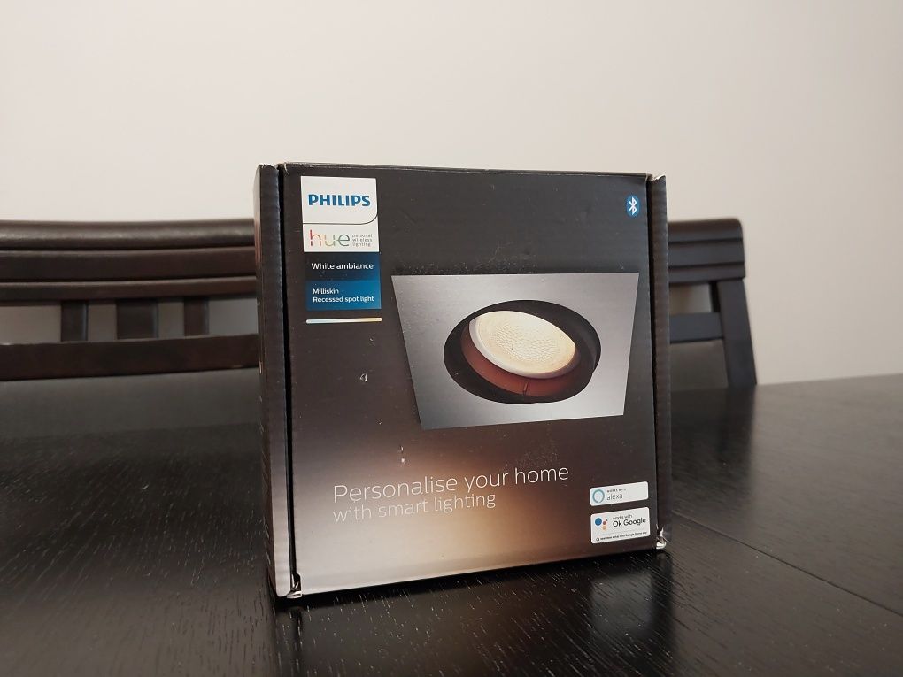 Lampka punktowa GU 10 Philips Hue recessed spot light white ambiance