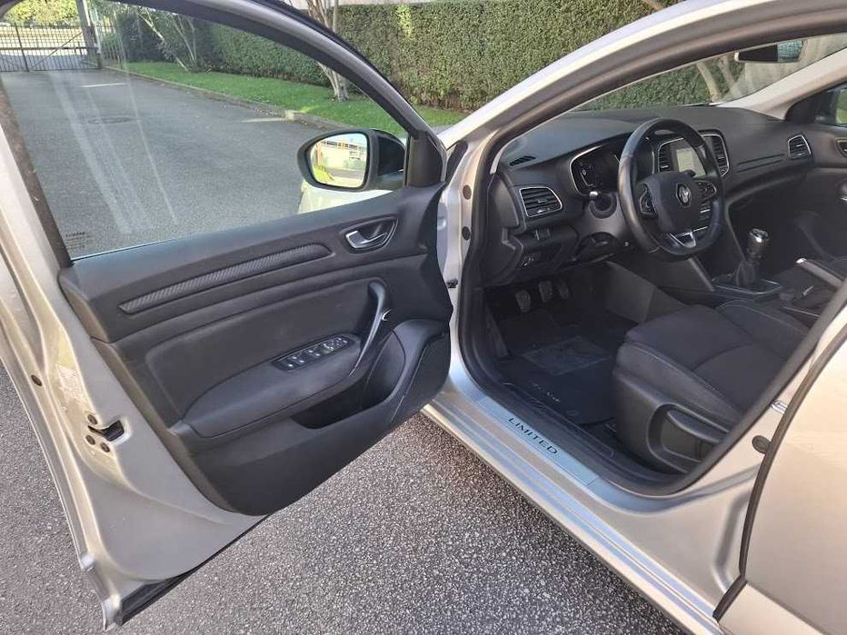 Renault Mégane Sport Tourer 1.5 Blue dci Limited