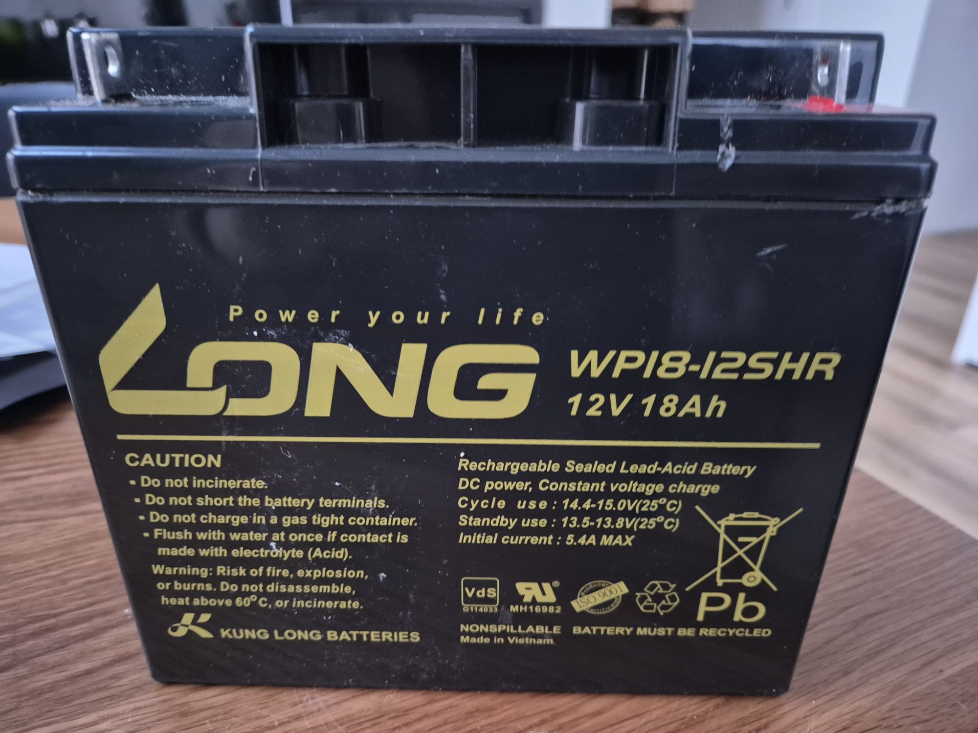 wp18-12shr akumulator, APC 18Ah, 12v