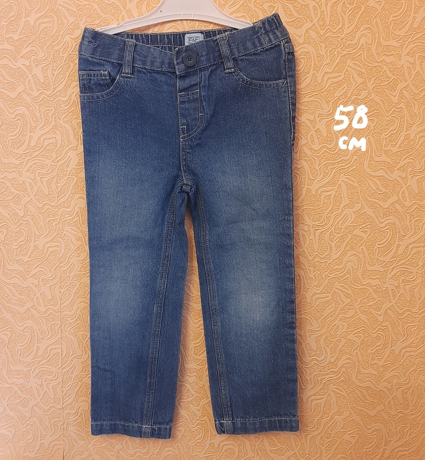 Штани, джинси на дитину 4-5 років.(на зріст 104-110 см.)