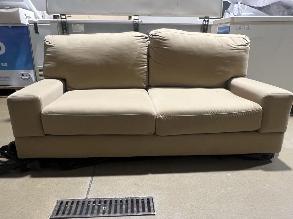 Sofa 3 lugares beje