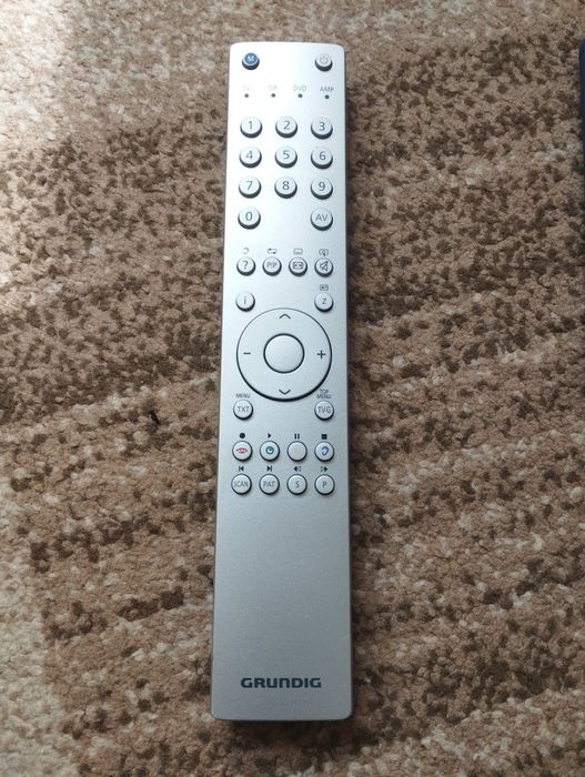 Pilot do tv Grundig