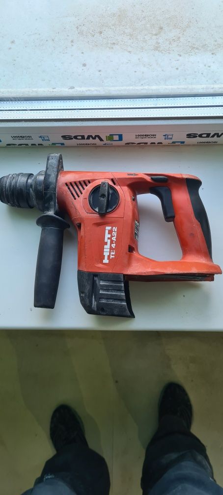 Продам перфоратор hilti te 4-a22