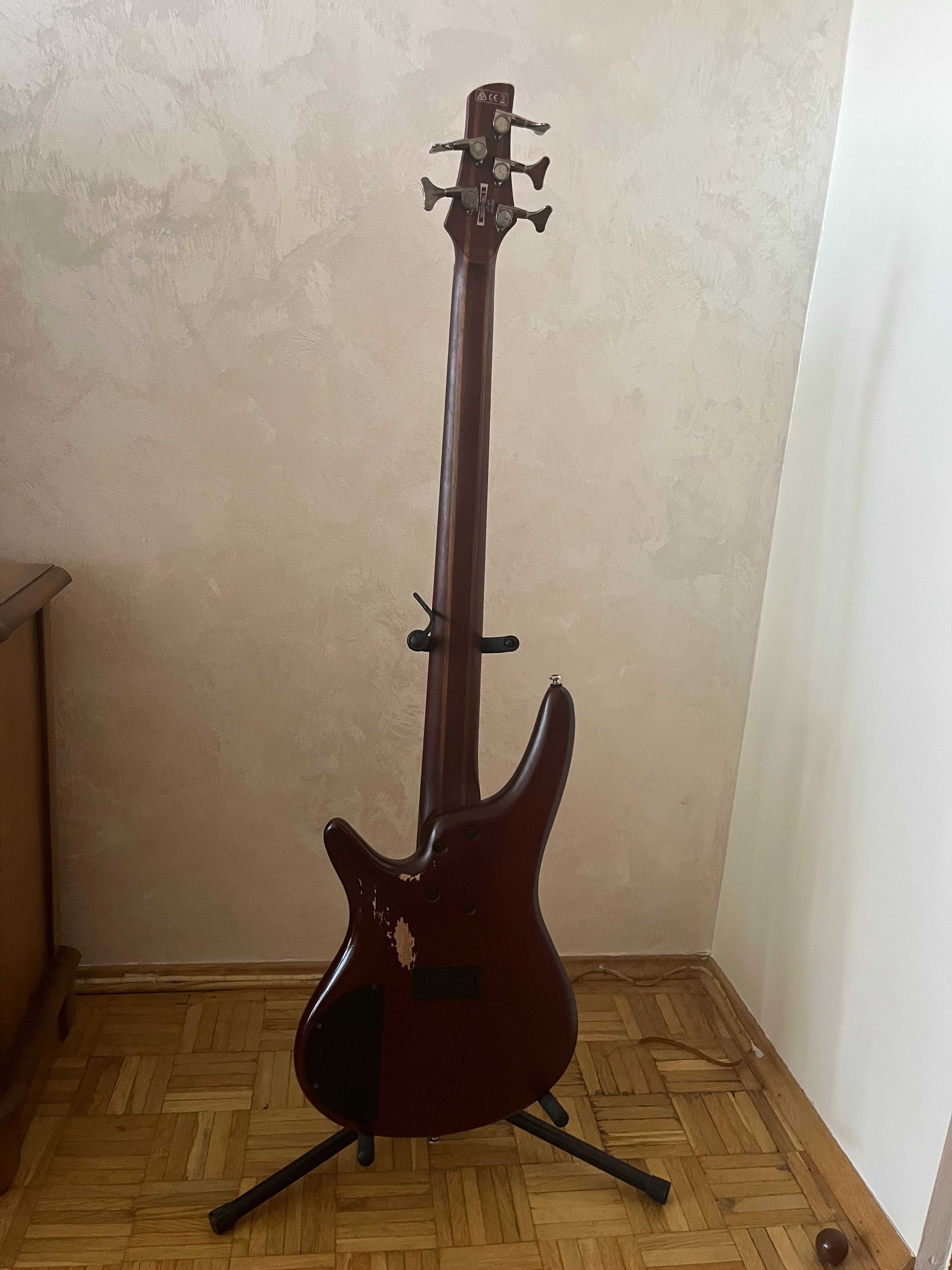Gitara Basowa Ibanez SR505 – Wyregulowana, Gotowa do Gry!