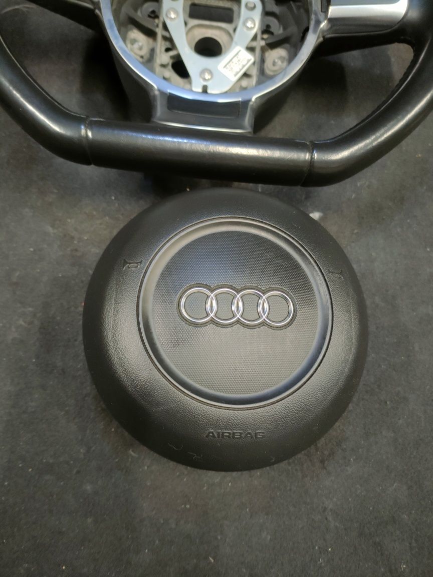 Audi A3 8P A4 B6 B7 A6 C6 kierownica Sline S-line ścięta