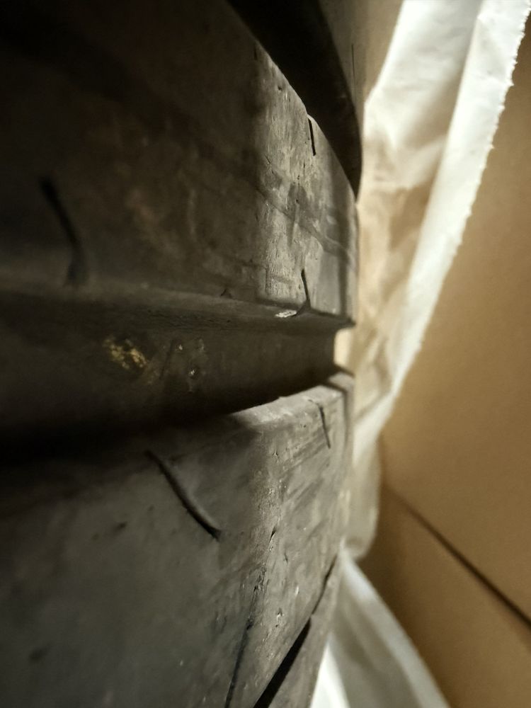 Komolet 4 opon letnich Dunlop 235/45 R18 94Y