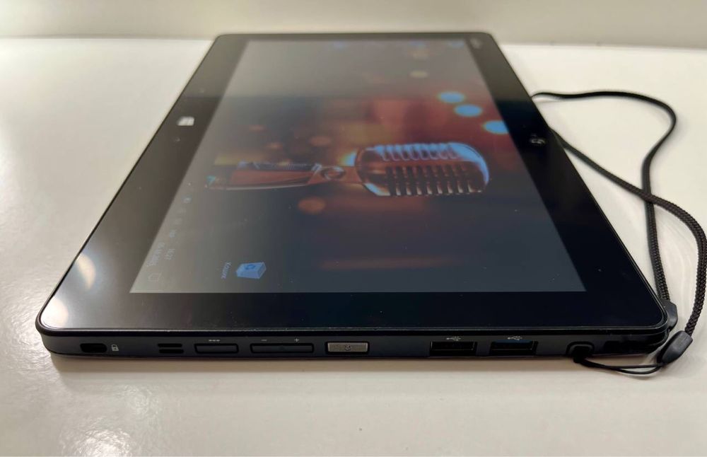 Планшет Fujitsu q616